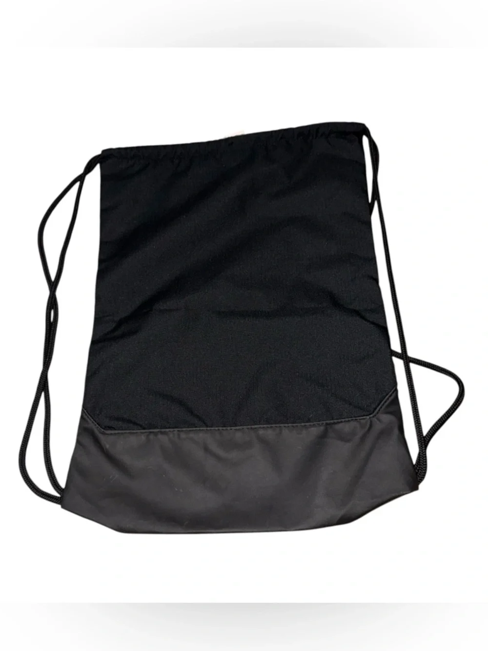 NIKE Brasilia 9.5 Training Gym Sack Drawstring Back Black Logo Braided Straps